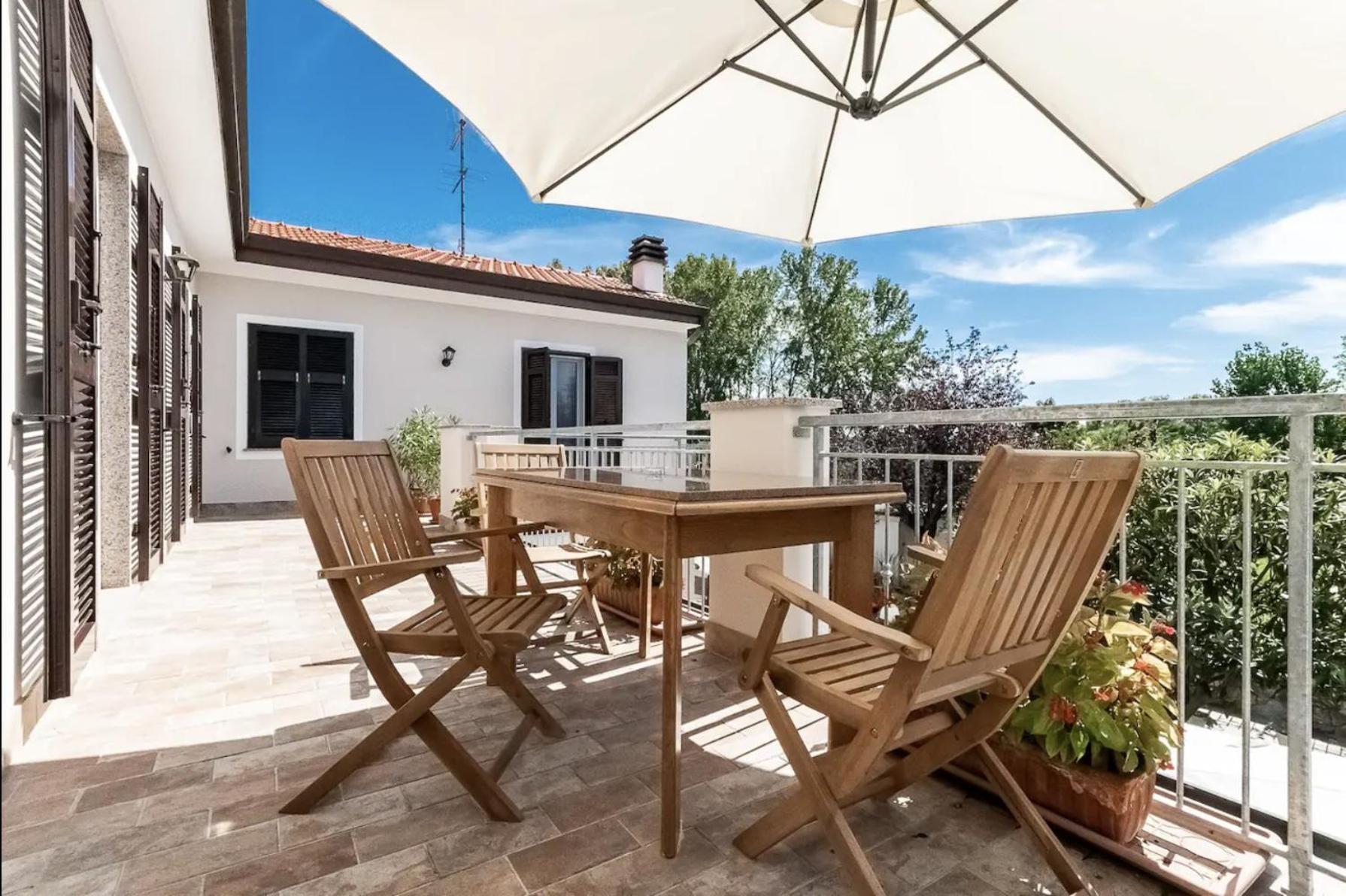 Oasi Di Pace Sarzana Βίλα Luni Εξωτερικό φωτογραφία